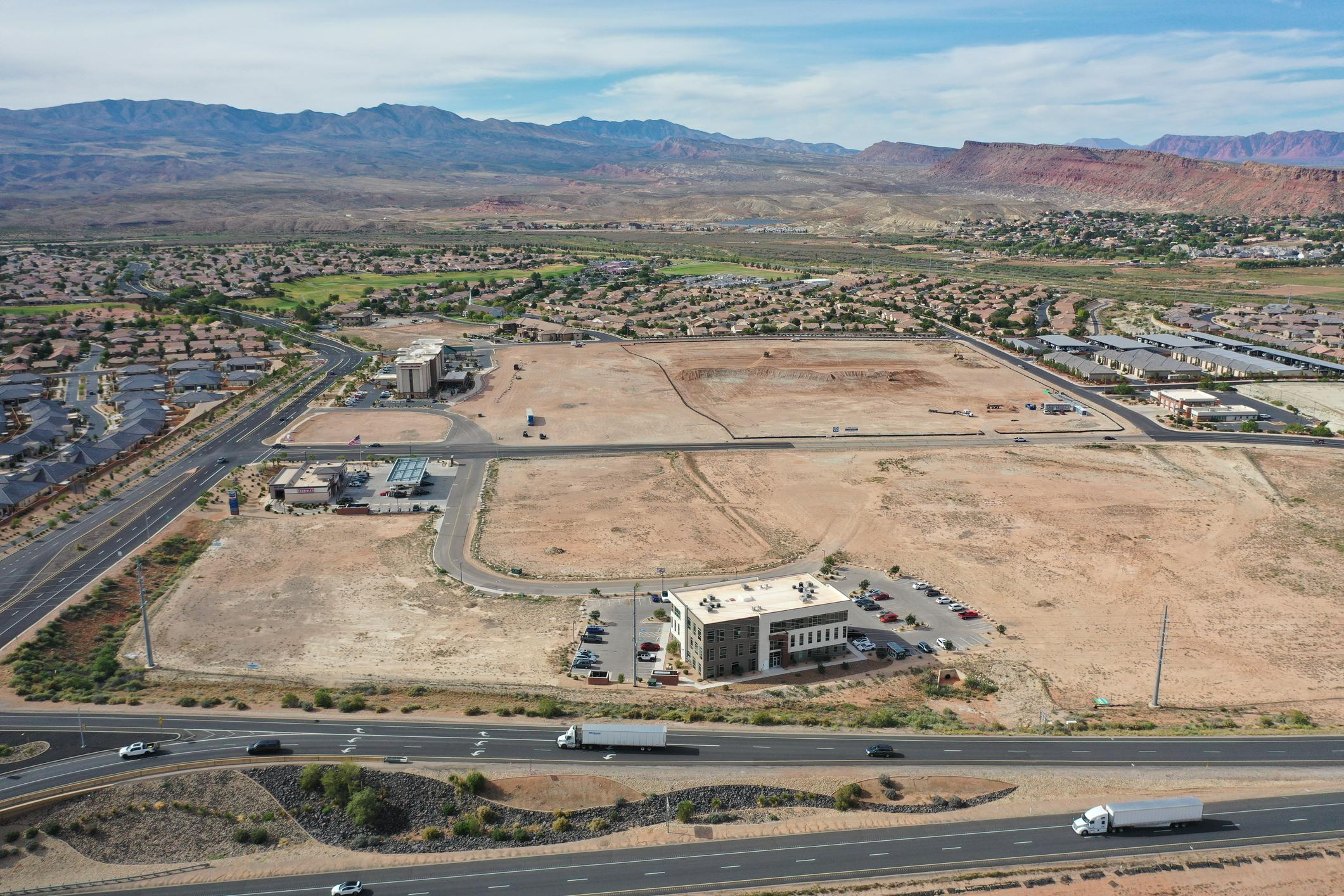 Business District Plot — view 1
